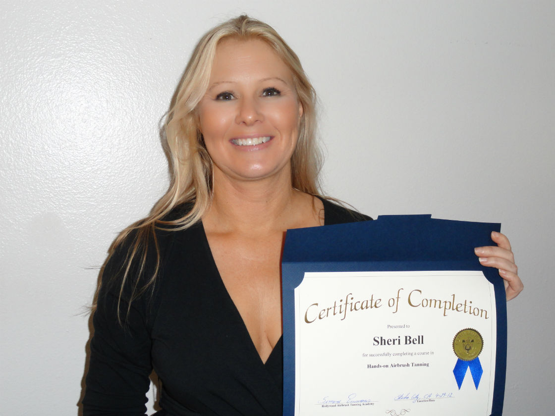 Hollywood Airbrush Tanning Academy Announces Their Latest Certified Airbrush Tanning Professional from San Diego, California