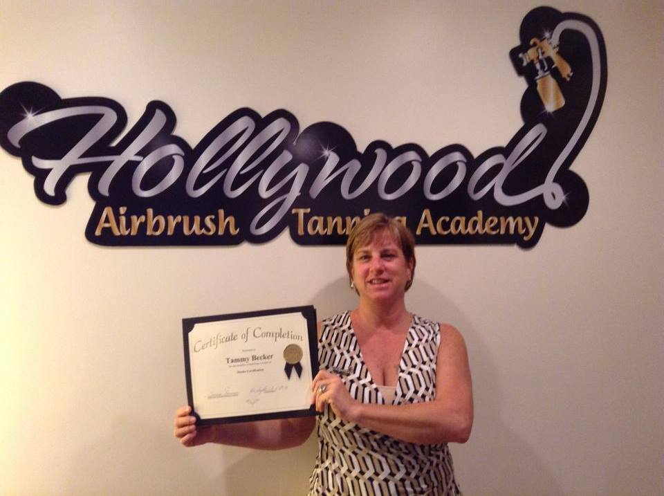 Spray Tanning Business Owner Tammy Becker Completes Her Master Airbrush Tanning Course At The Hollywood Airbrush Tanning Academy